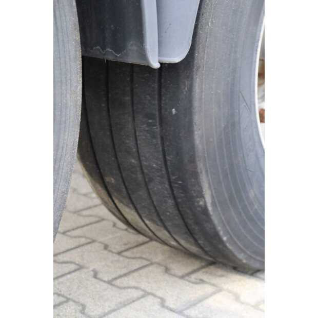 2010 تربوز هويت OTHERS-40985814