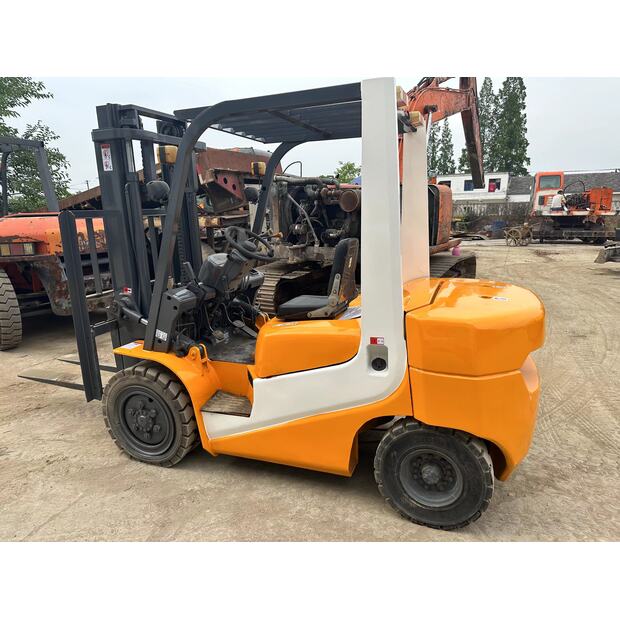 2022 TCM FD30-40985907