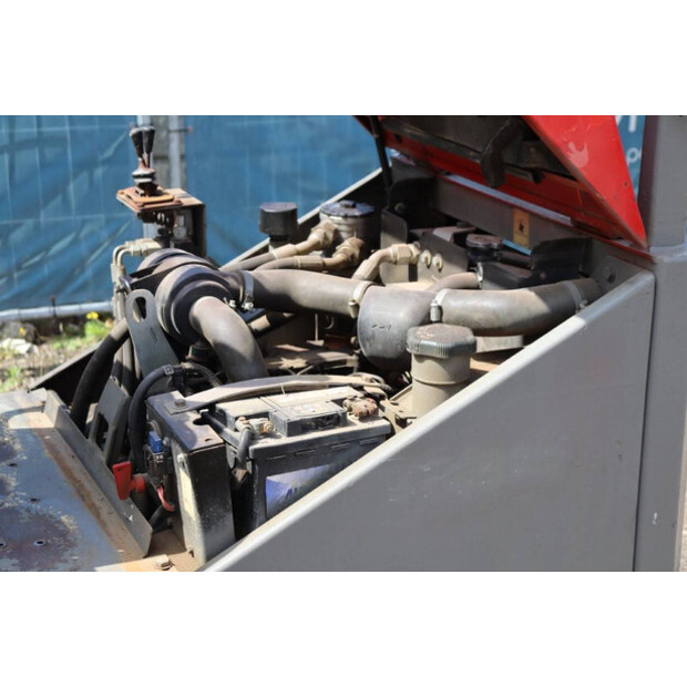 2014 ثوايتس Mach 20-40986736