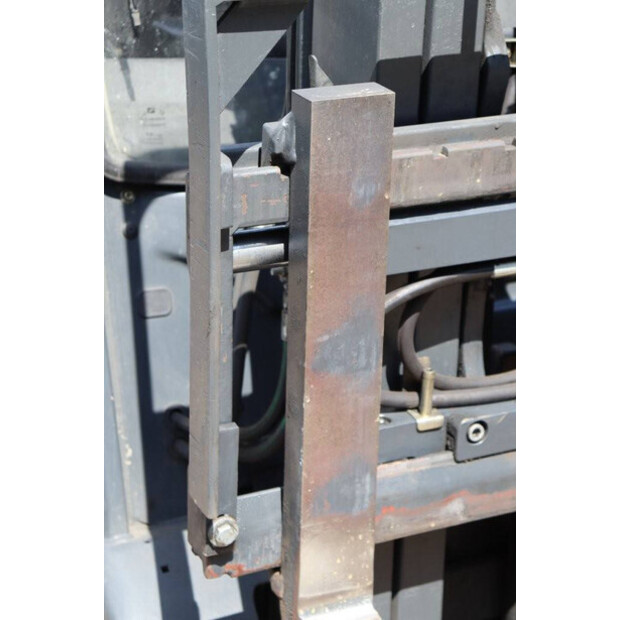2017 ليندي E16-P02-40986817