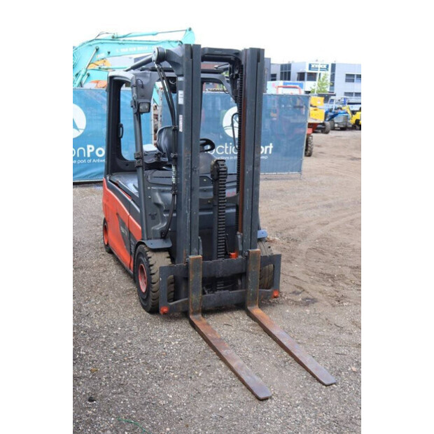 2017 Fenwick E25L-01-40986911