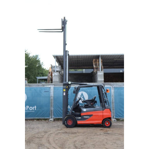 2017 Fenwick E25L-01-40986936