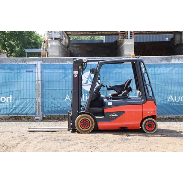 2015 Linde E25L-01-40986980
