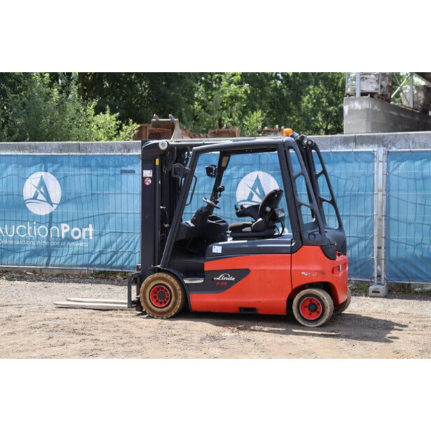 2015 Linde E25L-01-40986981