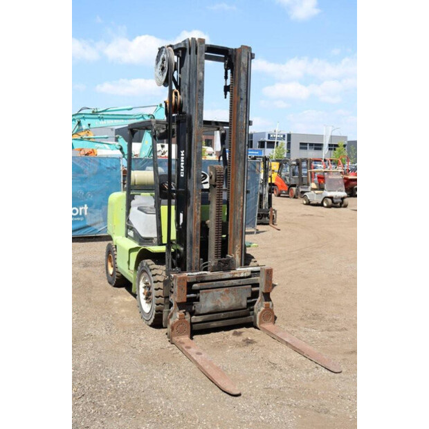 2000 كلارك CGP45 LPG-40987026