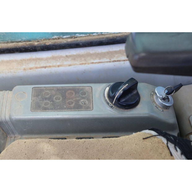 2000 كوبيلكو SK235SR-40987163