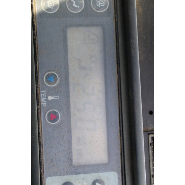2000 كوبيلكو SK235SR-40987166