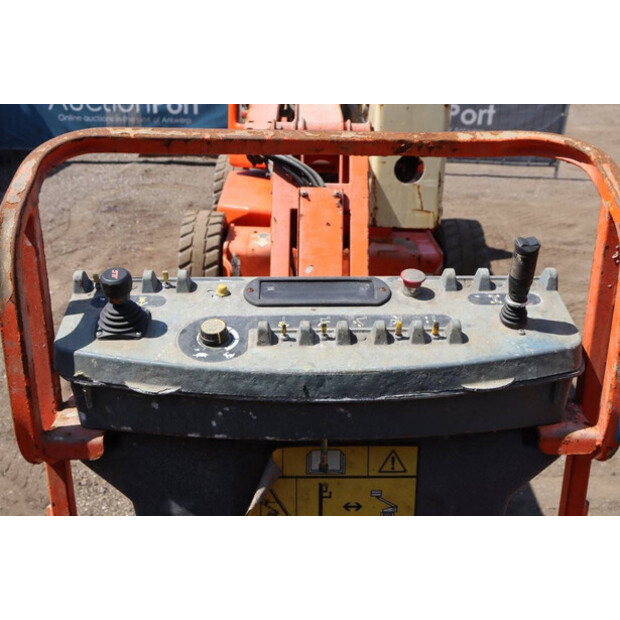 2002 JLG E450AJ-40987228