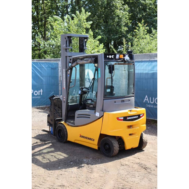 2019 Jungheinrich EFG 320-40987296
