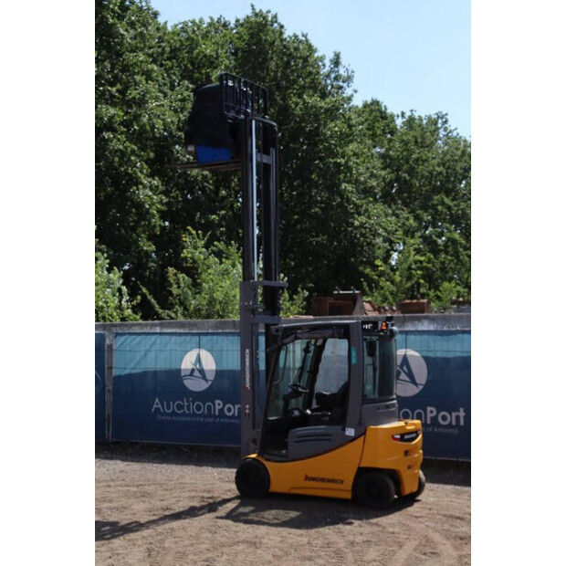 2019 Jungheinrich EFG 320-40987331