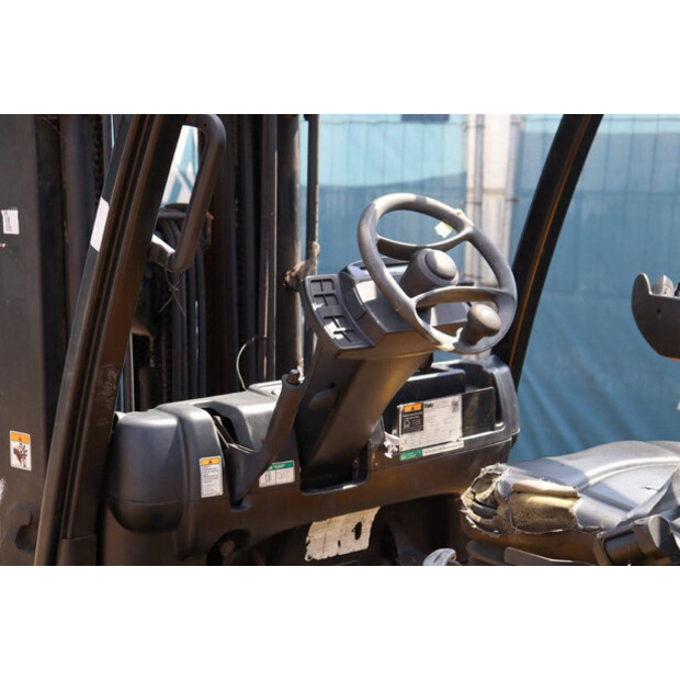 2017 Yale GLP25VXE2170-40987409
