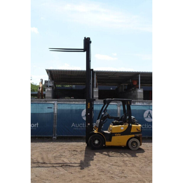 2017 Yale GLP25VXE2170-40987410