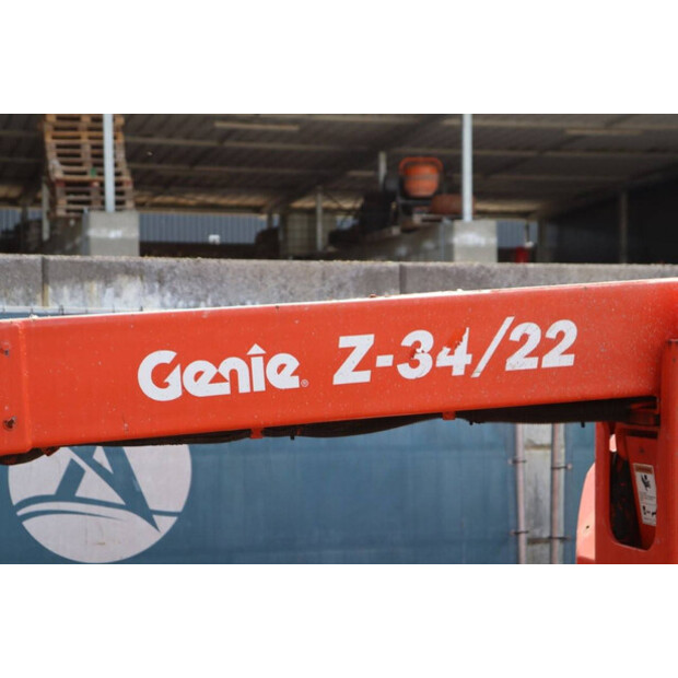 2009 جيني Z-34/22-40987434