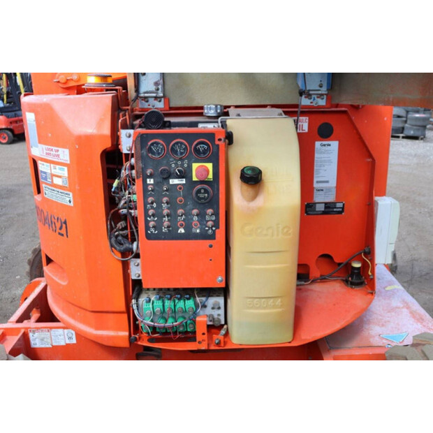 2009 جيني Z-34/22-40987442