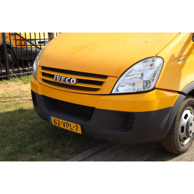 2008 Iveco 35C15T-40987711