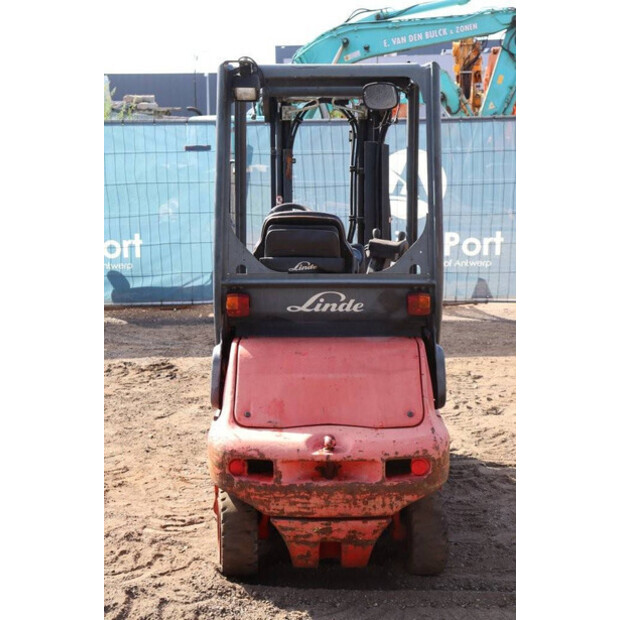 2005 Linde E20P-02-40987820