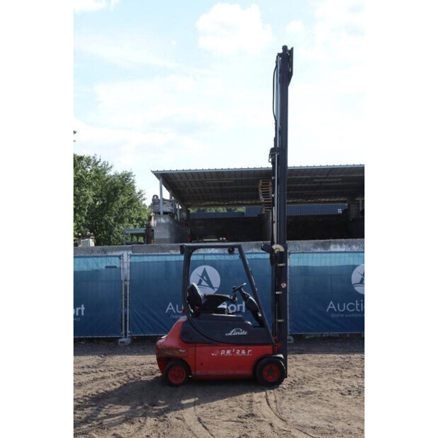 2005 Linde E20P-02-40987845