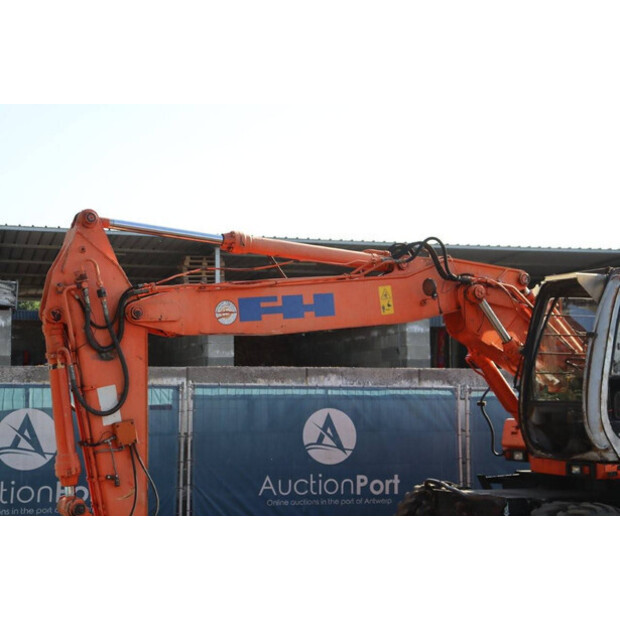 1999 فيات EX165W-40987900