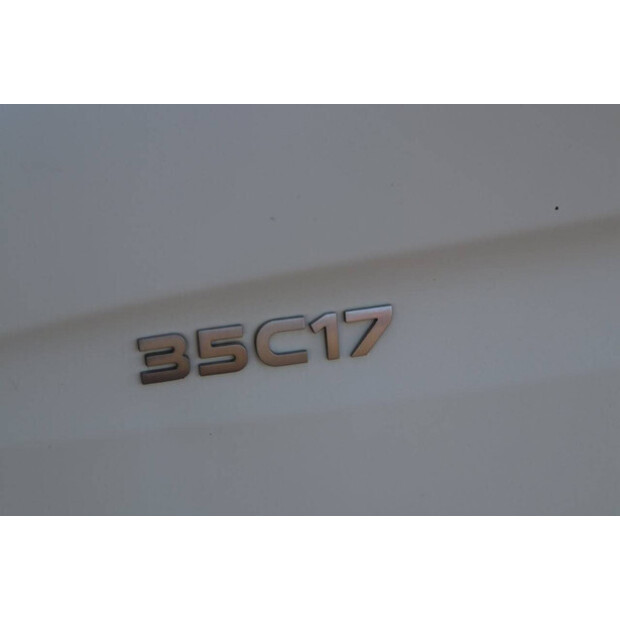 2013 ايفكو 35C17-40987954
