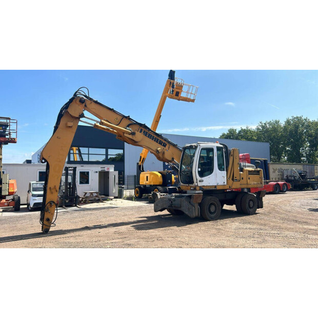 2008 ليبهير A904C-40988018