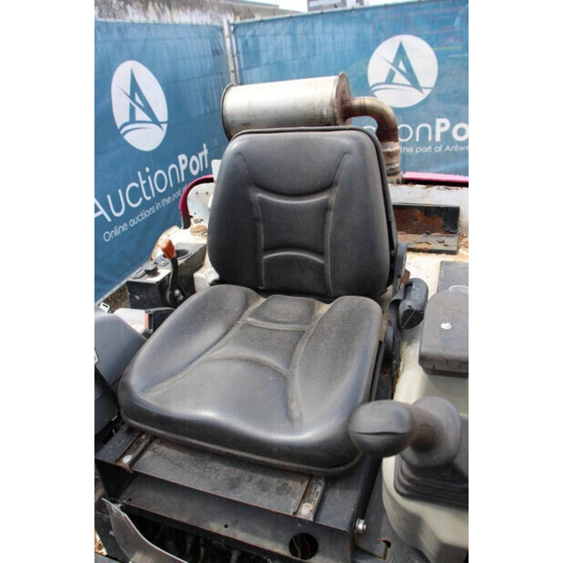 2008 بوبكات 323K-40988291