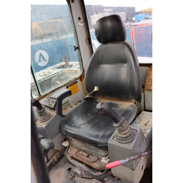 2001 TAKEUCHI TB175-40988411