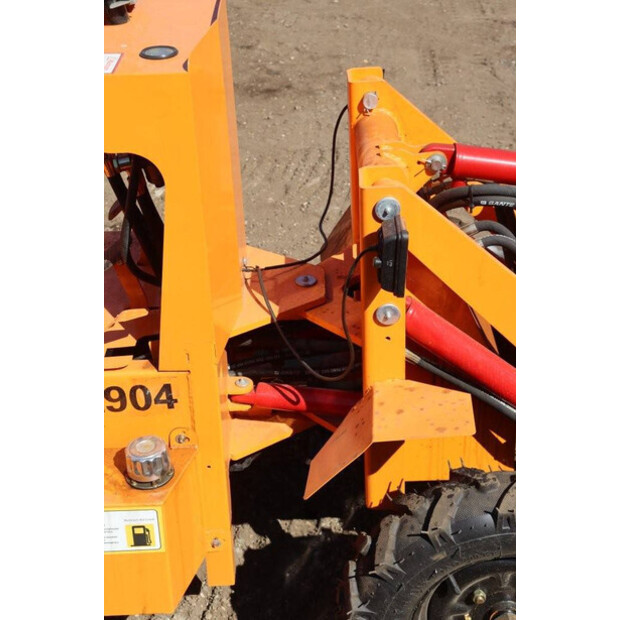 2024 ماك برو MP-L904-40988488