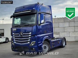 صورة ل رؤوس شاحنات 2023 مرسيدس بنز Actros 1848
