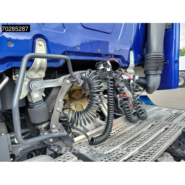 2023 Mercedes-Benz Actros 1848-40988884