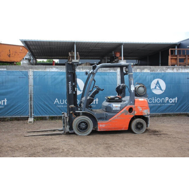 2019 Toyota 02-8FGF25-40989159