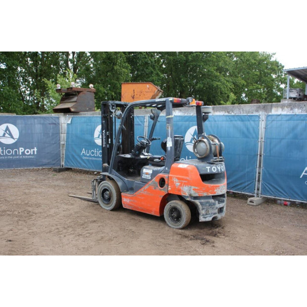 2019 Toyota 02-8FGF25-40989161