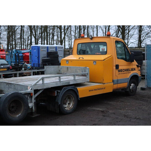 2000 Iveco 40C-40989432