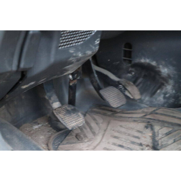 2000 Iveco 40C-40989451