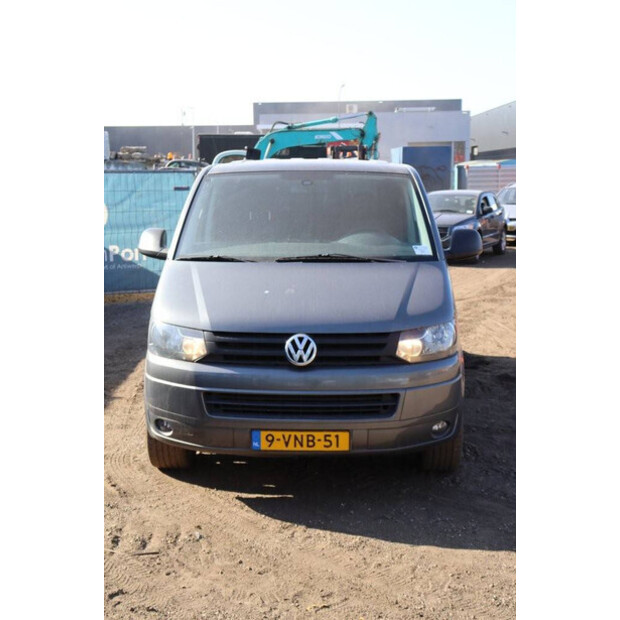 2020 Volkswagen Transporter-40989581