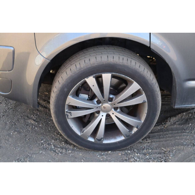 2020 Volkswagen Transporter-40989585