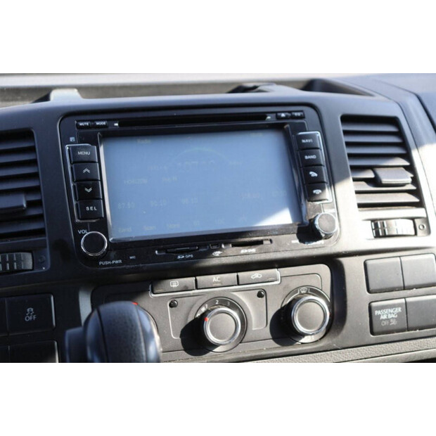 2020 Volkswagen Transporter-40989595
