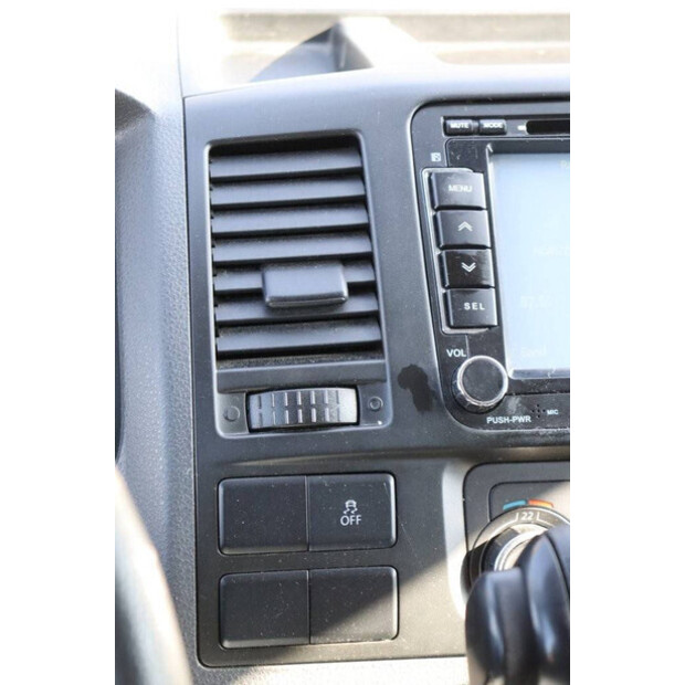 2020 Volkswagen Transporter-40989598