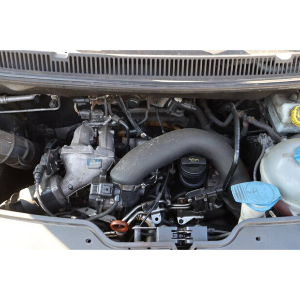 2020 Volkswagen Transporter-40989614