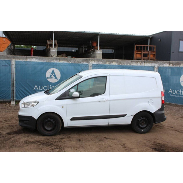 2015 Ford Transit Courier-40989616
