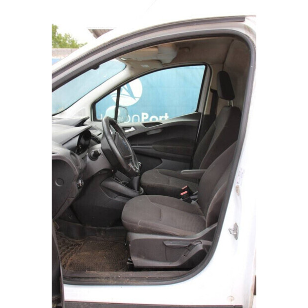 2015 Ford Transit Courier-40989644