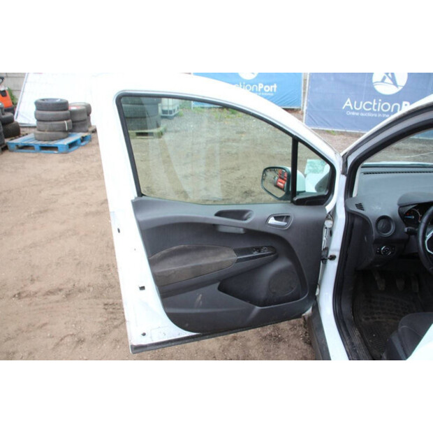 2015 Ford Transit Courier-40989645