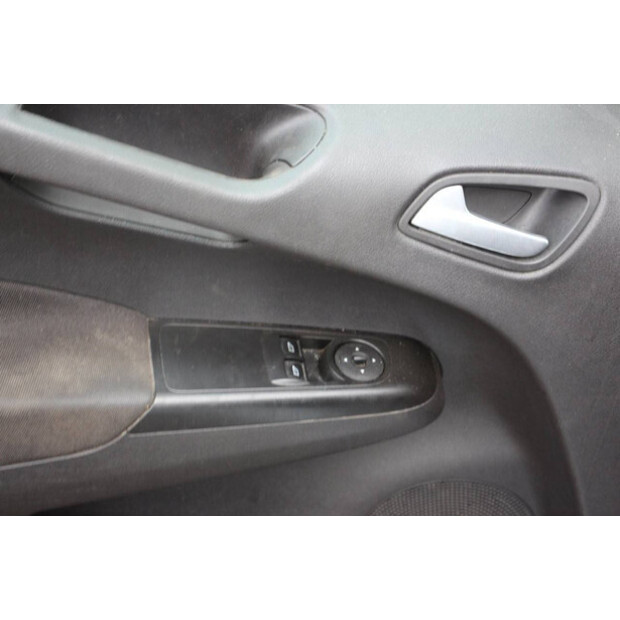 2015 Ford Transit Courier-40989646