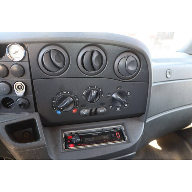 2002 Iveco 40C-40989890
