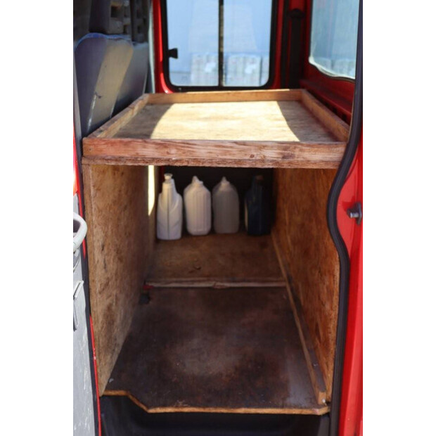 2002 Iveco 40C-40989897