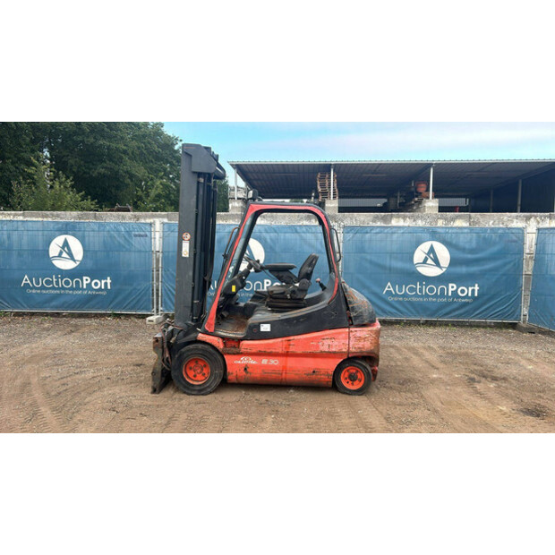 2000 Linde E30-02-40989952