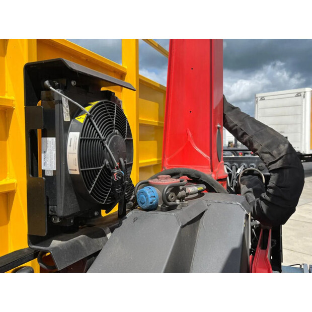 2018 DAF LF 230 FA-40990238