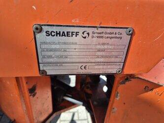 2001-schaeff-40996492