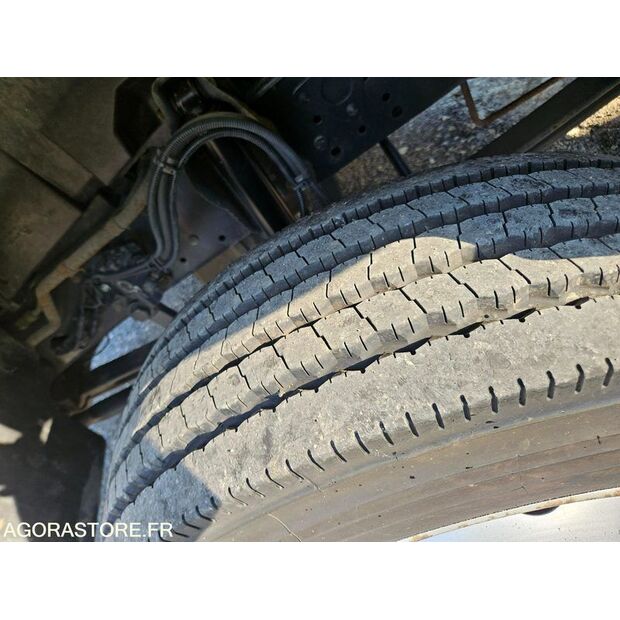 2007 Mercedes-Benz 1318-41006094