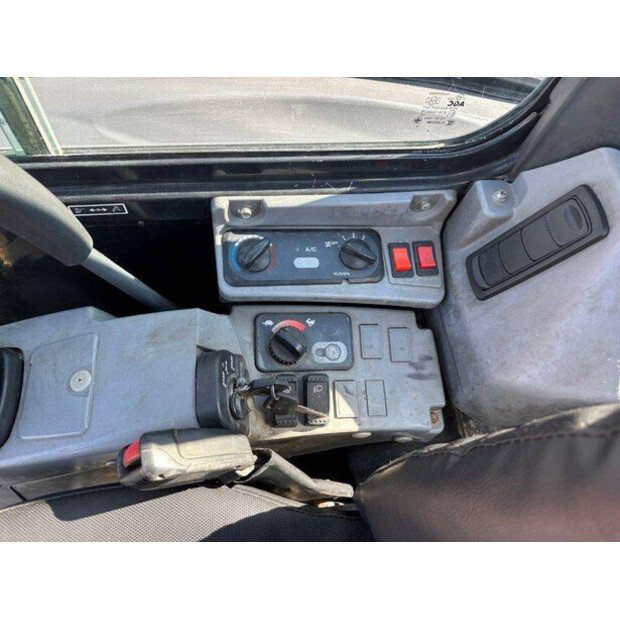 2016 كوبوتا KX163-5-41007561