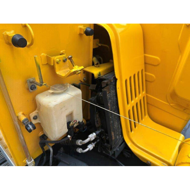 2010 فولفو EC55B-41007660